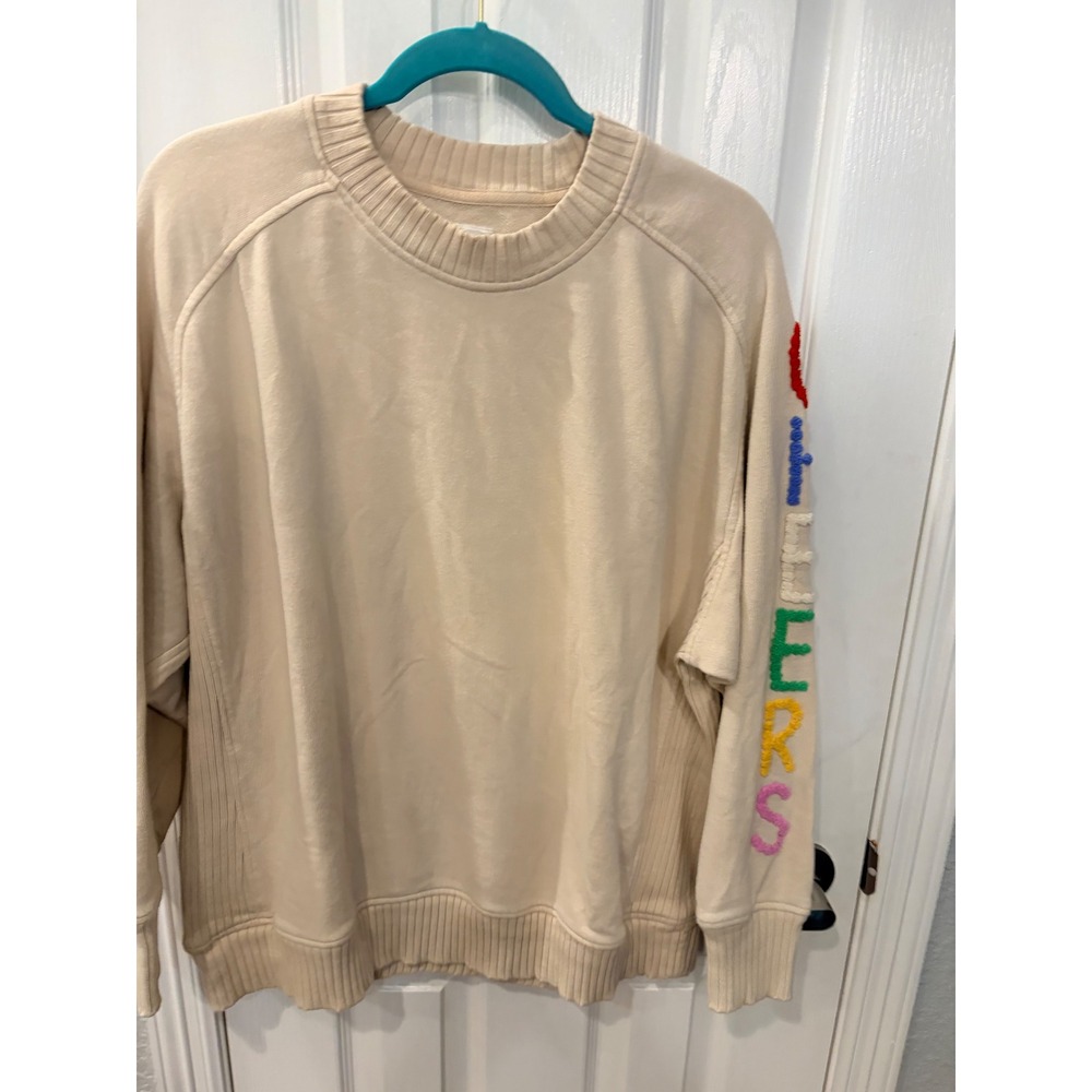 Aerie Sweatshirt Cream Beige Cheers Chenille Patch Sleeve Crewneck Pullover S